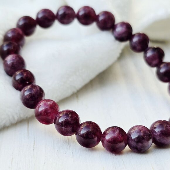 Handcrafted Garnet Stone Bead Bracelet w/ Elastic Stretch – One Size Fits Most - Picture 4 of 11